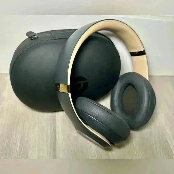 Beats by Dr. Dre Studio 3 Wireless Bluetooth Headphones Shadow Gray Beige Gold - Picture 3 of 11